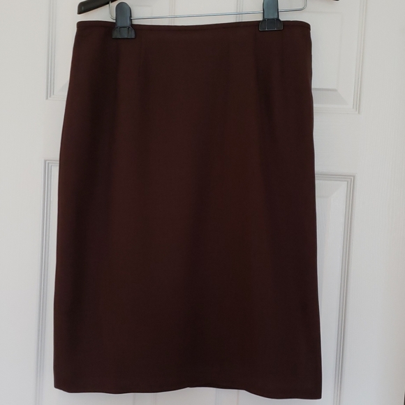 Le Suit Gold & Brown Suit - Picture 4 of 11